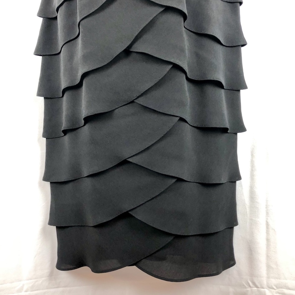 Adrianna Papell lace bodice tiered skirt LBD 6P - Picture 6 of 6